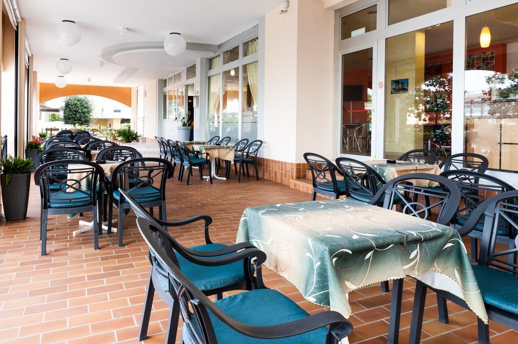 Hotel Garni Losanna Bibione Extérieur photo