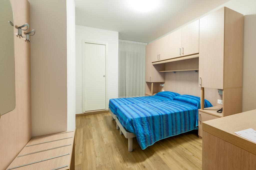 Hotel Garni Losanna Bibione Chambre photo