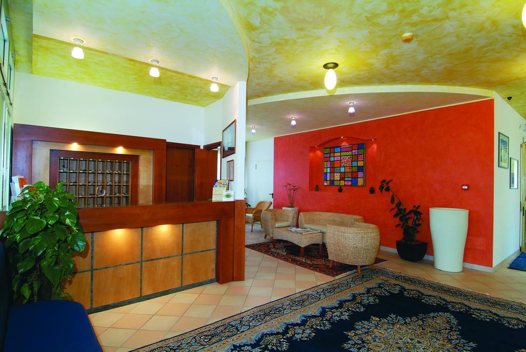 Hotel Garni Losanna Bibione Extérieur photo
